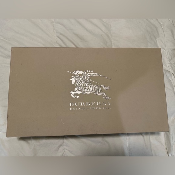 BURBERRY thigh high suede black boots - Picture 1 of 12